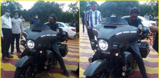 Photo of Chief Justice SA Bobde riding on Harley Davidson goes viral on social media