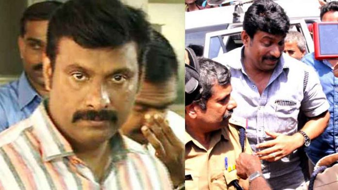 Phones seized from Oommen Chandy's former gunman Salim Raj have disappeared from CBI custody!
