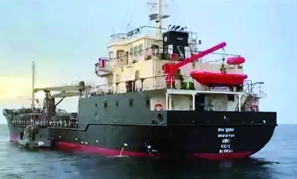 ship 1