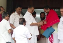Govindan Officially Invites P Sarin into the Party
